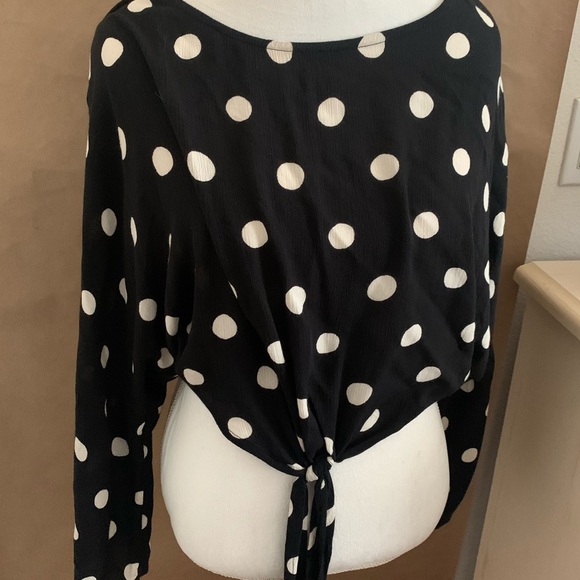 🇺🇸 Billabong Polka Dot Crop Top - Picture 1 of 4